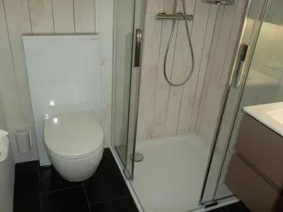 Ein Badezimmer in der Unterkunft Apartment Hubertus A by Interhome