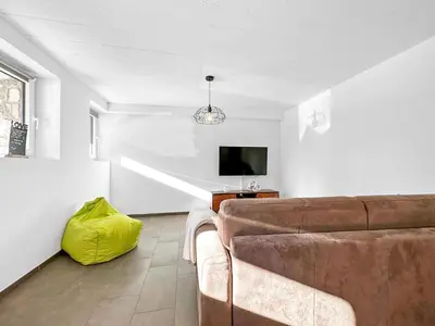 TV/Unterhaltungsangebot in der Unterkunft Chalet Familial Les Girolles aux portes d'Anzère