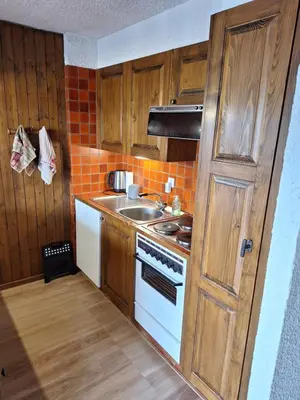 Küche/Küchenzeile in der Unterkunft Les Collons1800- Bel appart 2pièces-4 pers-piscine-sauna-parking int-Wifi gratuit