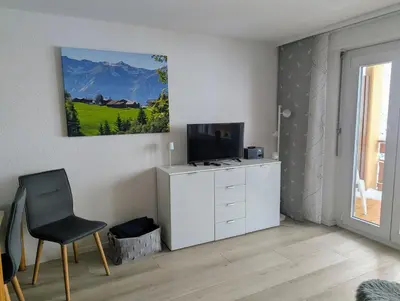 TV/Unterhaltungsangebot in der Unterkunft Modernes Wohlfühlstudio im Haus Eldorado mit Traumaussicht