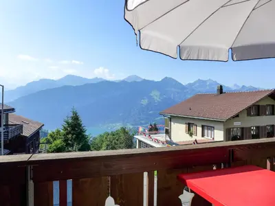 Ein allgemeiner Bergblick oder ein Berglick von der Ferienwohnung aus