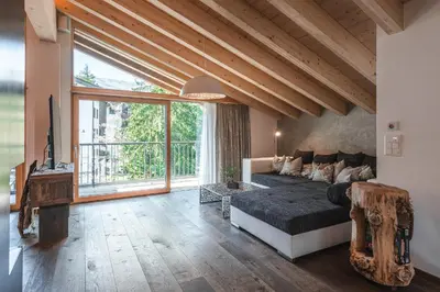 Ein Bett oder Betten in einem Zimmer der Unterkunft Joe's Place - luxury lifestyle apartment