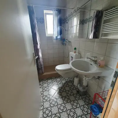Ein Badezimmer in der Unterkunft Zentral gelegene Wohnung mit grossem Garten
