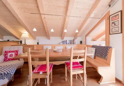 Ein Sitzbereich in der Unterkunft Chalet Luna