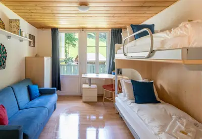 Ein Sitzbereich in der Unterkunft Chalet Hunnenfluh