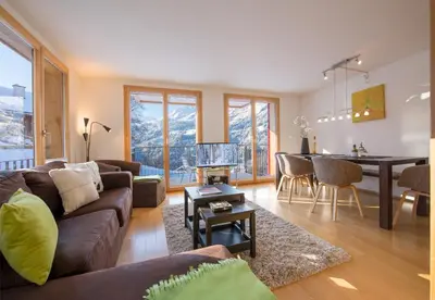 Ein Sitzbereich in der Unterkunft Chalet Wyssbirg