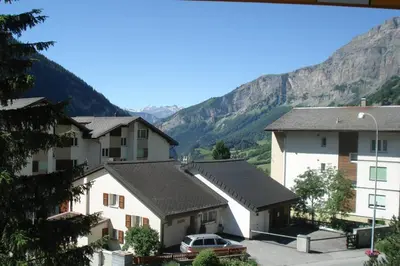 Ein allgemeiner Bergblick oder ein Berglick von der Ferienwohnung aus