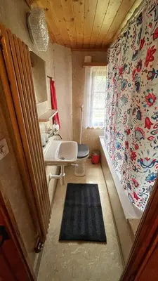 Ein Badezimmer in der Unterkunft Bi de Furre