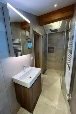 Ein Badezimmer in der Unterkunft Apartment Stubulti by Interhome