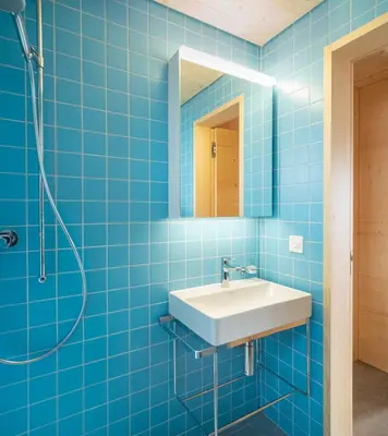 Ein Badezimmer in der Unterkunft Labbrunnu OG in den Walliser Alpen