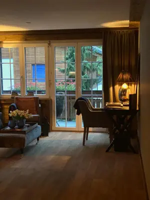 Ein Sitzbereich in der Unterkunft Chalet Bull Zermatt