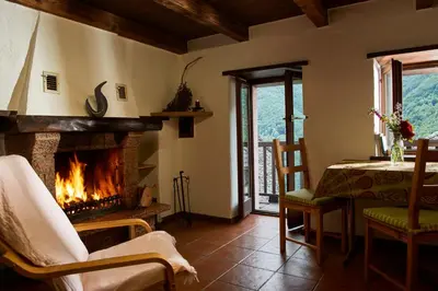 Ein Sitzbereich in der Unterkunft Wild Valley Tiny Escape