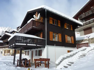 Chalet Valaisia im Winter