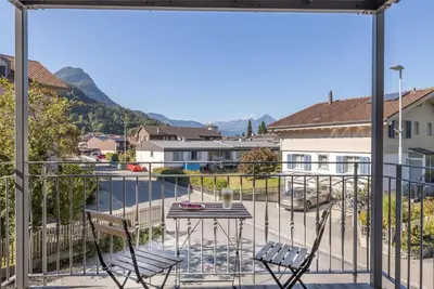 Ein allgemeiner Bergblick oder ein Berglick von der Ferienwohnung aus