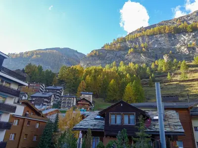 Ein allgemeiner Bergblick oder ein Berglick von der Ferienwohnung aus