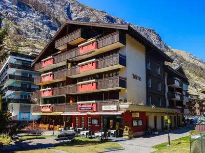 Ein allgemeiner Bergblick oder ein Berglick von der Ferienwohnung aus