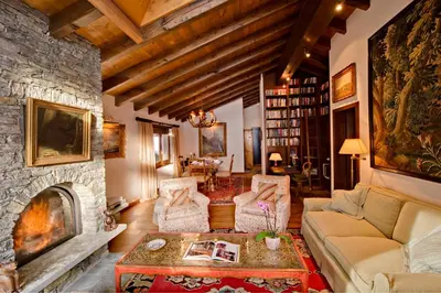 Ein Sitzbereich in der Unterkunft Chalet Zen Zermatt, 100m from Ski Lift and Piste