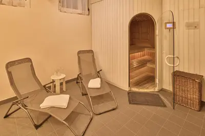 Ein Sitzbereich in der Unterkunft Baeren Hotel, The Bear Inn
