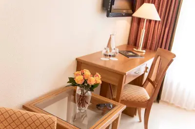 Ein Sitzbereich in der Unterkunft SALZANO Hotel - Spa - Restaurant