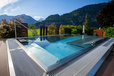Ein allgemeiner Bergblick oder ein Berglick von des Hotels aus
