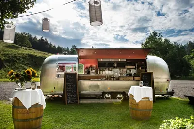 Ein Garten an der Unterkunft Hotel Kemmeriboden-Bad AG