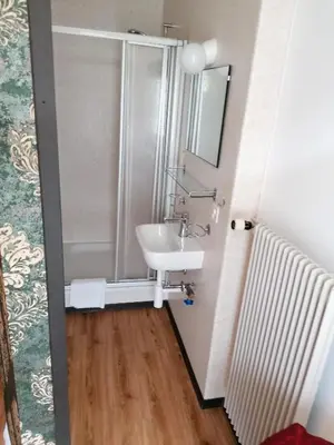 Ein Badezimmer in der Unterkunft Historisches Hotel Bären