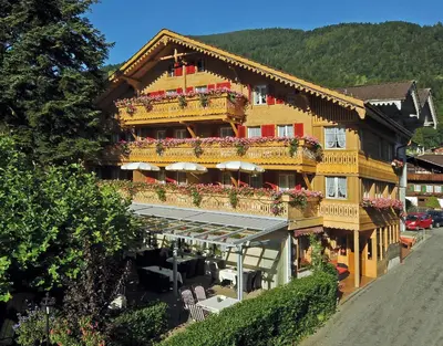 Ein allgemeiner Bergblick oder ein Berglick von des Hotels aus