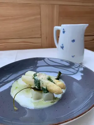 Essen im Hotel oder in der Nähe