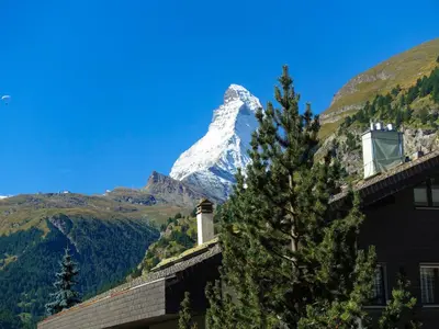 Ein allgemeiner Bergblick oder ein Berglick von der Ferienwohnung aus