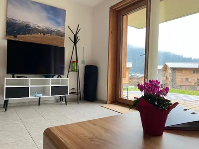 Ein allgemeiner Bergblick oder ein Berglick von der Ferienwohnung aus