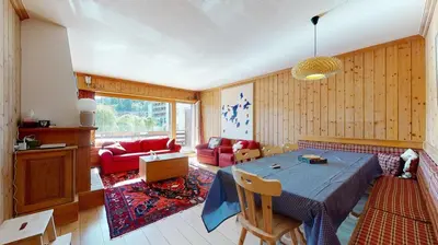 Ein Sitzbereich in der Unterkunft Beautiful apartment in the center of Crans-Montana with a large balcony