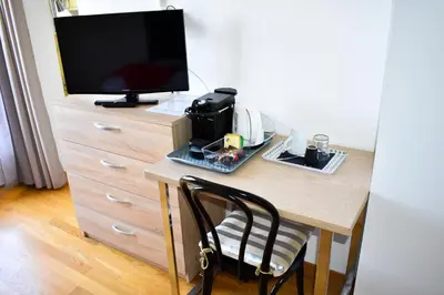TV/Unterhaltungsangebot in der Unterkunft Hostellerie d'Orzival