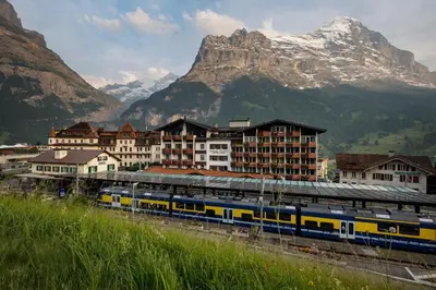 Ein allgemeiner Bergblick oder ein Berglick von des Hotels aus