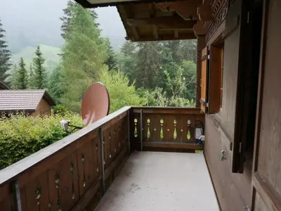 Ein Balkon oder eine Terrasse in der Unterkunft Apartment Halten - Hofmann by Interhome
