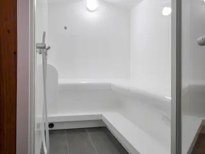 Ein Badezimmer in der Unterkunft Apartment Dione by Interhome