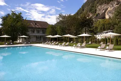 Der Swimmingpool an oder in der Nähe von Victoria Jungfrau Grand Hotel & Spa