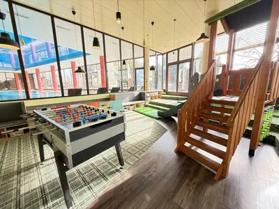 Ein Billardtisch in der Unterkunft Wohnung mit See und Bergsicht im vier Sterne Hotel
