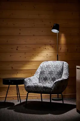 Ein Sitzbereich in der Unterkunft Aspen Alpine Lifestyle Hotel