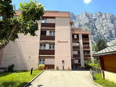 Ein allgemeiner Bergblick oder ein Berglick von der Ferienwohnung aus