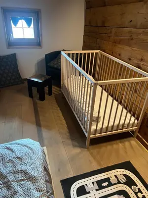 Ein Bett oder Betten in einem Zimmer der Unterkunft La Chujale