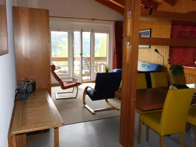Ein Sitzbereich in der Unterkunft Residence Edelweiss A131
