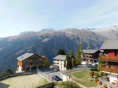 Ein allgemeiner Bergblick oder ein Berglick von der Ferienwohnung aus
