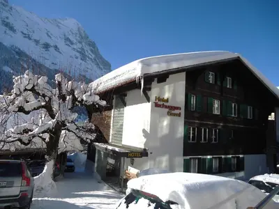 Ein allgemeiner Bergblick oder ein Berglick von des Hotels aus