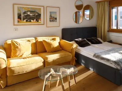 Ein Bett oder Betten in einem Zimmer der Unterkunft Bright studio with balcony & view to the Matterhorn
