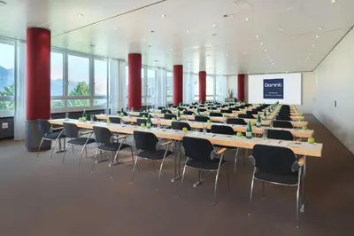 Der Geschäftsbereich oder Konferenzraum in der Unterkunft Dorint Blüemlisalp Beatenberg/Interlaken