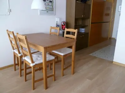 Küche/Küchenzeile in der Unterkunft Apartment Greppon 17 by Interhome