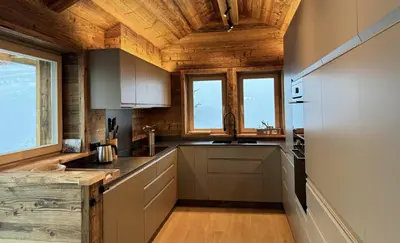Küche/Küchenzeile in der Unterkunft Paradis Perdu SKI IN & QUIET chalet 14 personnes