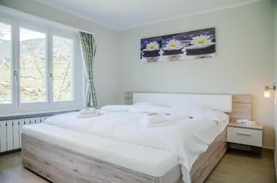 Ein Bett oder Betten in einem Zimmer der Unterkunft Chalet Dolphin NEW!