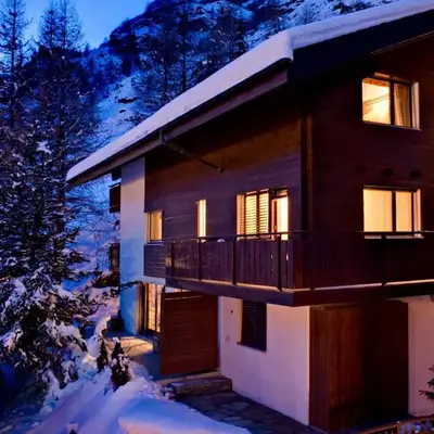 Chalet and Penthouse Zen