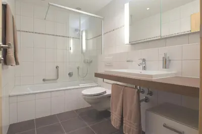 Ein Badezimmer in der Unterkunft Meric Apartment